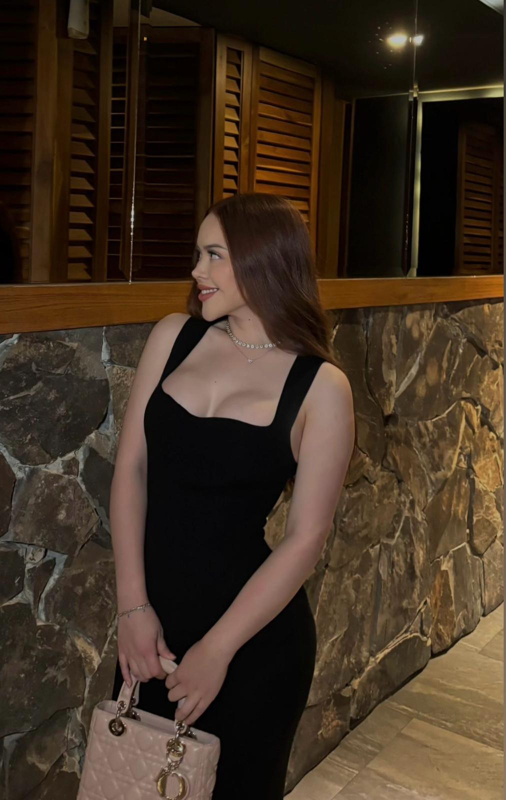 Escort - WENDY - Ibiza Tops